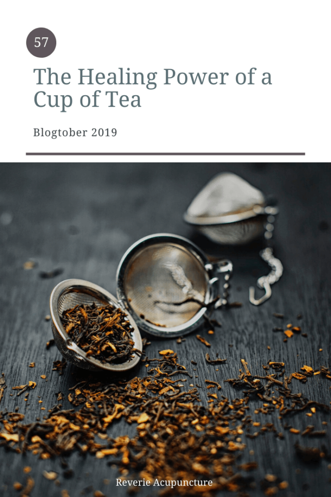 It’s fall and our feeds are inundated with changing leaves, sweaters, socks, and cups of tea. But did you know that the seasonal draw to a perfect cup of tea is actually a remedy? Tea has long been praised as a healing beverage across cultures and in this post, I’m going to discuss the healing properties of tea from a Chinese medical and seasonal living perspective. Cover photo and featured image by koko rahmadie via Pexels